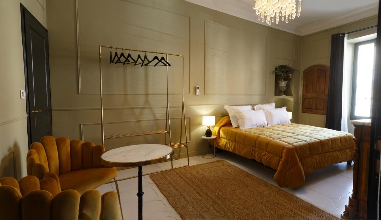 Le 215 Gambetta Boutique Hotel En Provence Кавайон Екстериор снимка